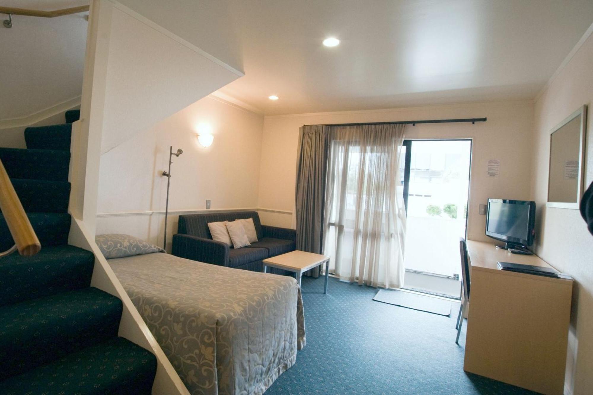 Manukau Motor Lodge Оукланд Екстериор снимка