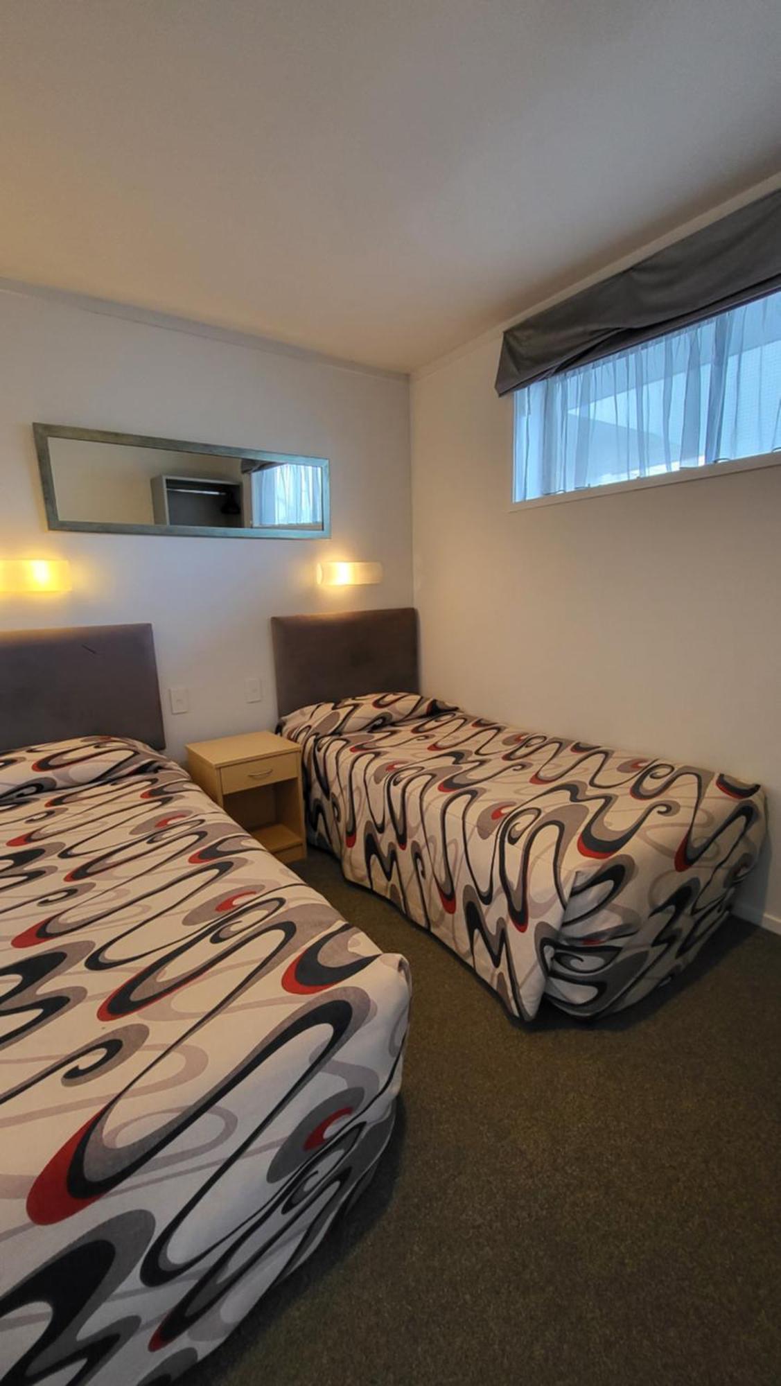 Manukau Motor Lodge Оукланд Екстериор снимка