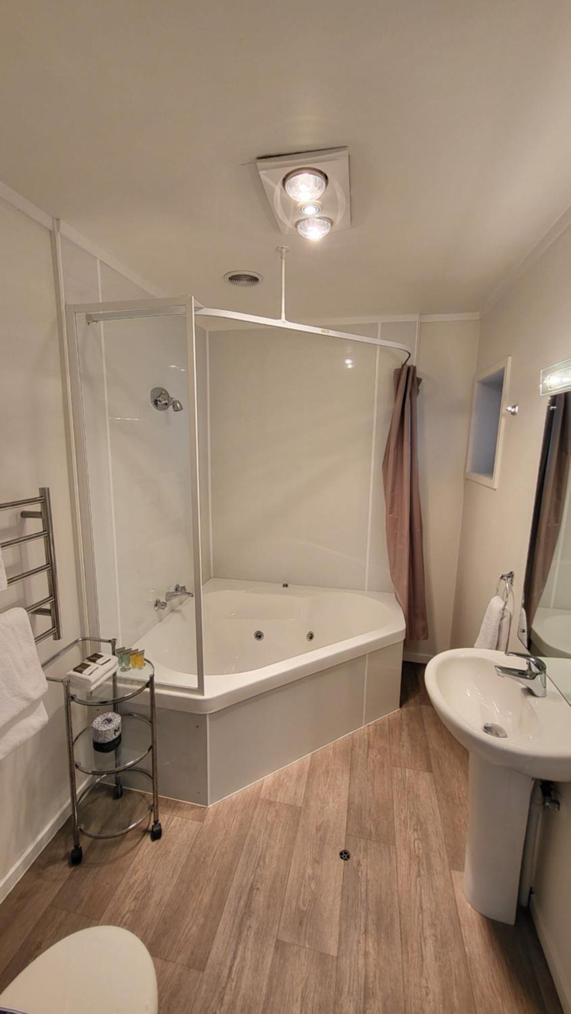 Manukau Motor Lodge Оукланд Екстериор снимка