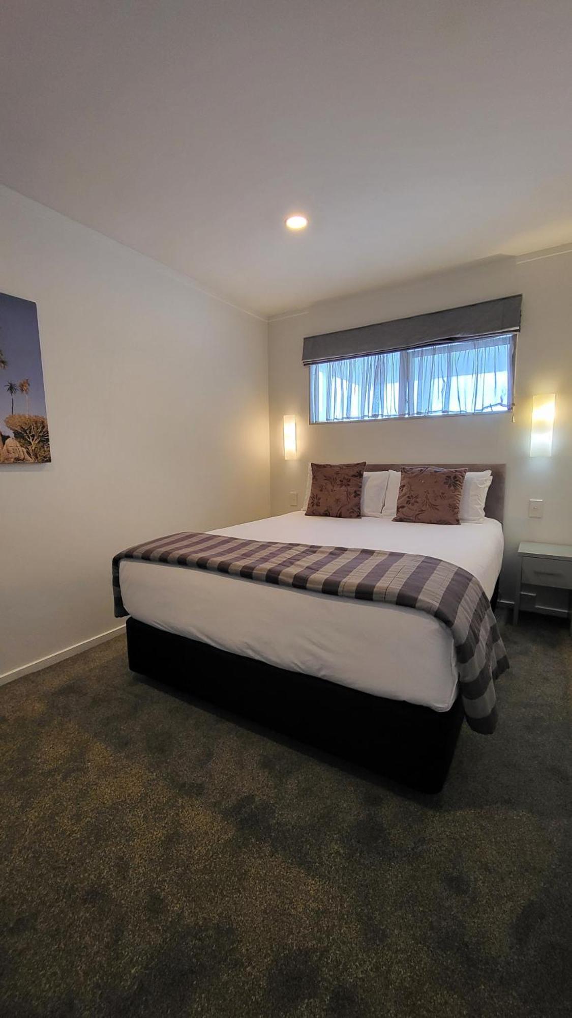 Manukau Motor Lodge Оукланд Екстериор снимка
